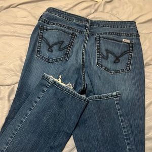 Women’s size 15s/33 Cruel denim jeans